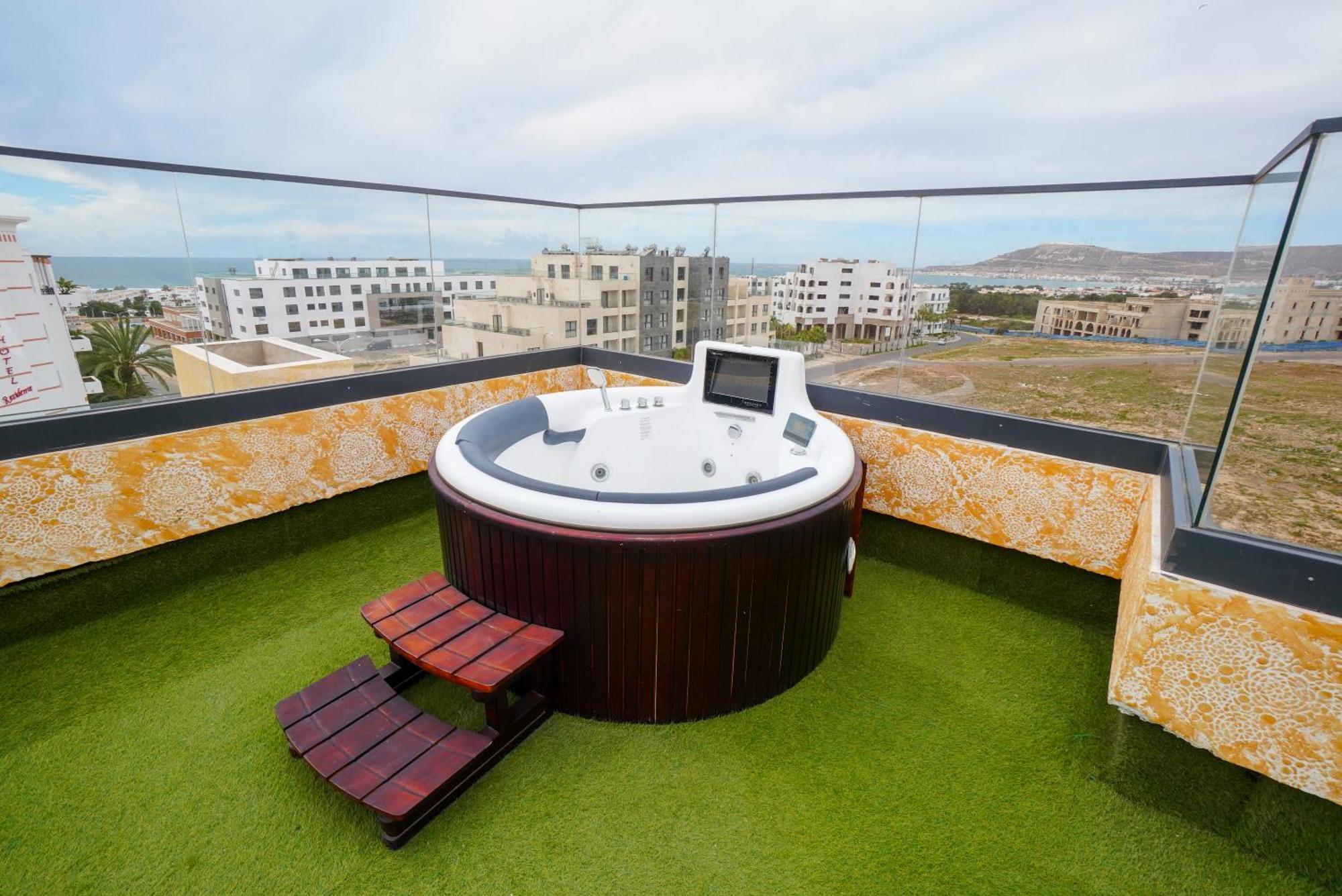 Great & Penthouse Appartamento